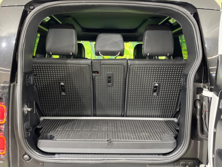2025 Land Rover Defender 3CA-LE62WCB (UW-69f56bb57b9d8)[21]