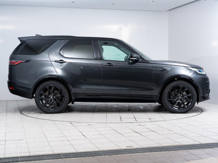 2025 Land Rover Discovery 3CA-LR3WB (UW-69f56bb705d0e)[12]
