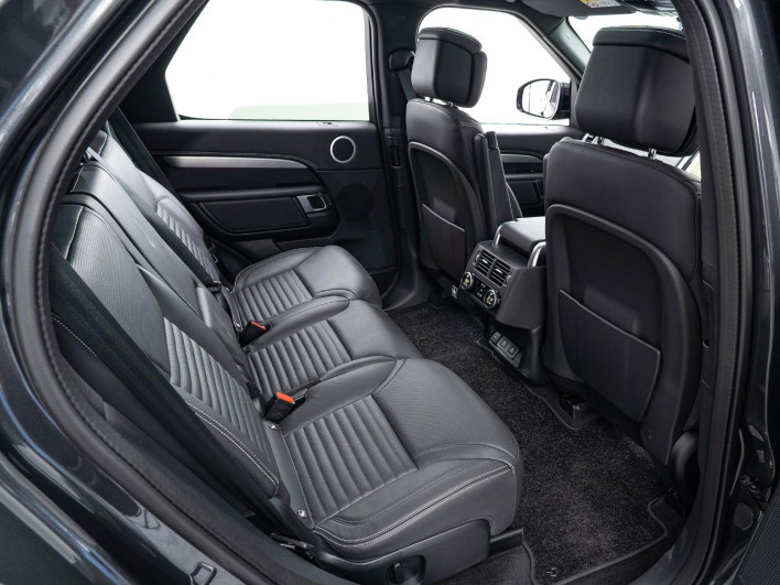 2025 Land Rover Discovery 3CA-LR3WB (UW-69f56bb705d0e)[23]