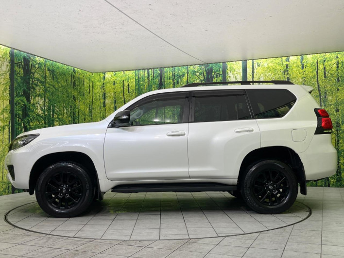 2022 Toyota Land Cruiser Prado 3BA-TRJ150W (UW-69f56bbc63bf5)[11]