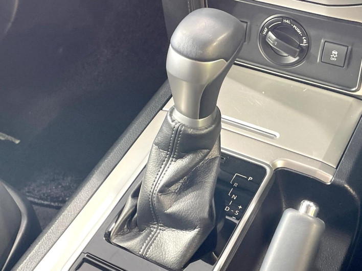 2023 Toyota Land Cruiser Prado 3BA-TRJ150W (UW-69f56bbeba9f2)[22]