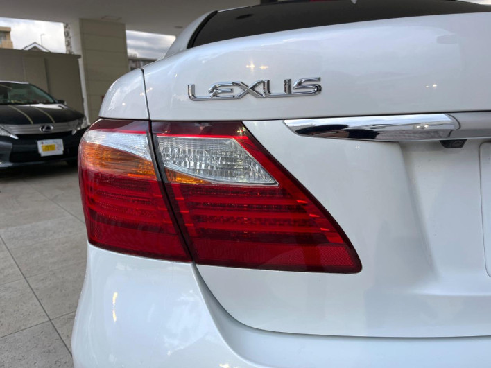 2009 Lexus LS DBA-USF40 (UW-69f56bc1b08f5)[14]