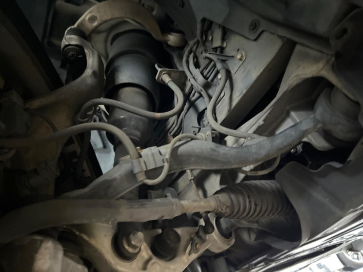 2009 Lexus LS DBA-USF40 (UW-69f56bc1b08f5)[11]