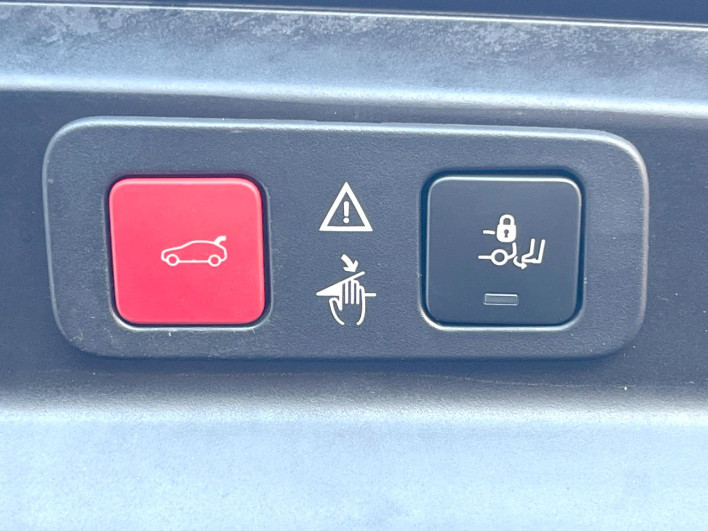 2023 Peugeot 5008 3DA-P87AH01 (UW-69f56bc369d16)[12]