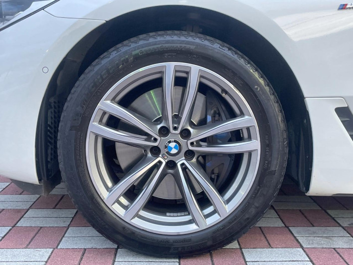 2019 BMW 6 Series ABA-JX20S (UW-69f56bcbd5043)[28]