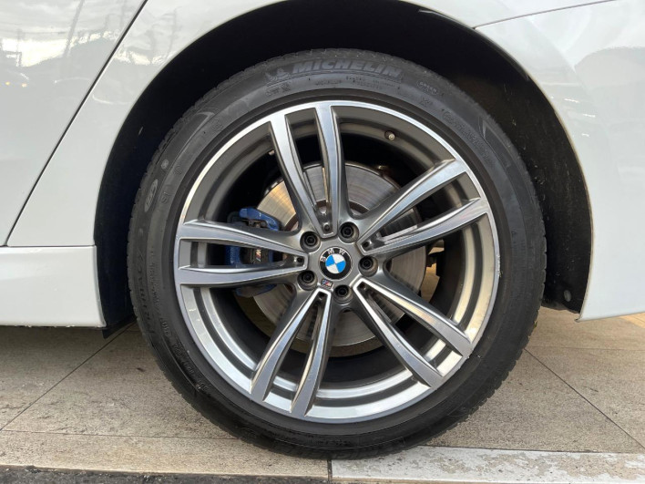 2019 BMW 6 Series ABA-JX20S (UW-69f56bcc43e20)[16]