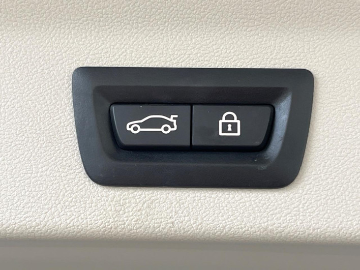 2021 BMW X3 LDA-TX20 (UW-69f56bcc86010)[15]