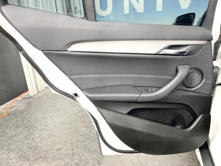 2018 BMW X2 ABA-YH20 (UW-69f56bcde9b5c)[9]