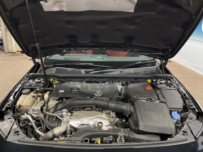 2019 Mercedes Benz CLA Class Shooting Brake 5BA-118647M (UW-69f56bcf113e8)[17]