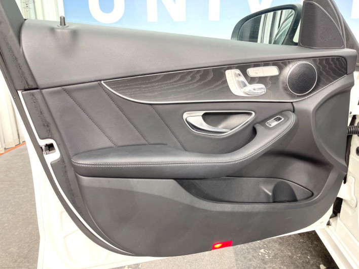 2018 Mercedes Benz C CLASS STATION WAGON LDA-205214 (UW-69f56bcf6797f)[6]