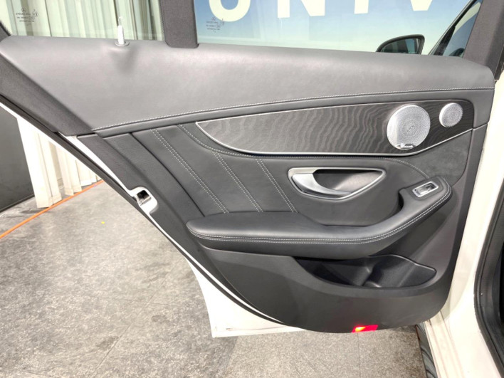 2018 Mercedes Benz C CLASS STATION WAGON CBA-205286 (UW-69f56bd025bb6)[9]