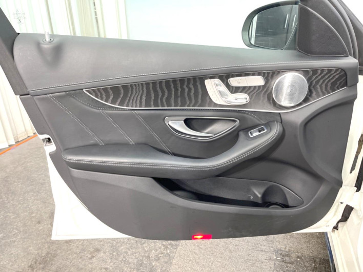 2018 Mercedes Benz C CLASS STATION WAGON CBA-205286 (UW-69f56bd025bb6)[6]