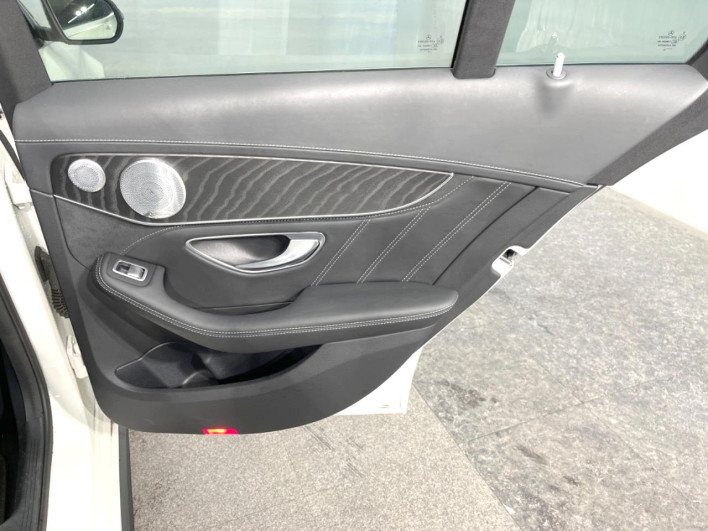 2018 Mercedes Benz C CLASS STATION WAGON CBA-205286 (UW-69f56bd025bb6)[17]
