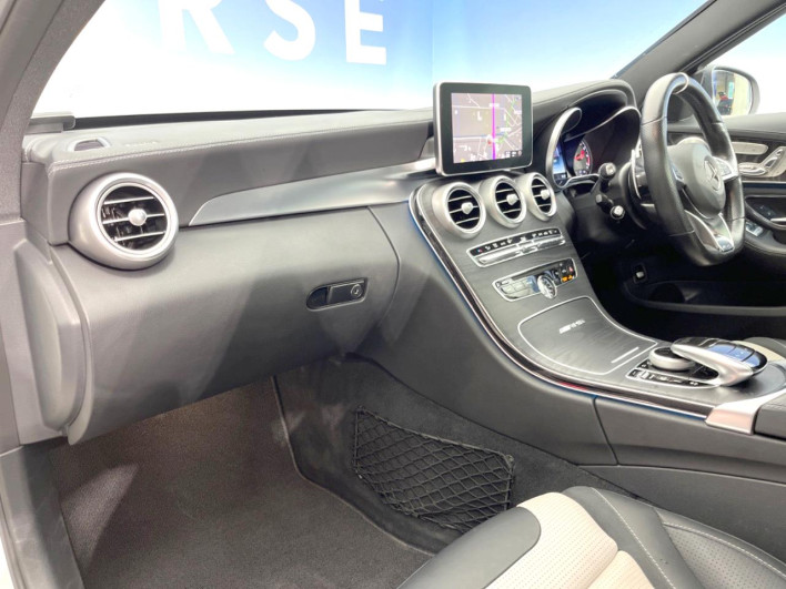 2018 Mercedes Benz C CLASS STATION WAGON CBA-205286 (UW-69f56bd025bb6)[8]
