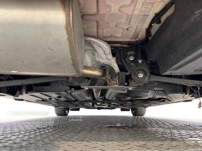 2021 Rover Mini 3DA-XY15MW (UW-69f56bd21379f)[23]