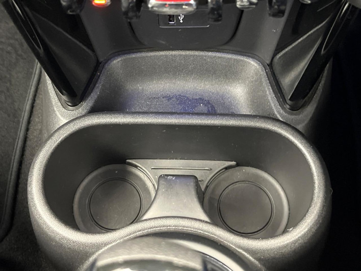 2021 Rover Mini 3DA-XV20MW (UW-69f56bd241fa6)[20]