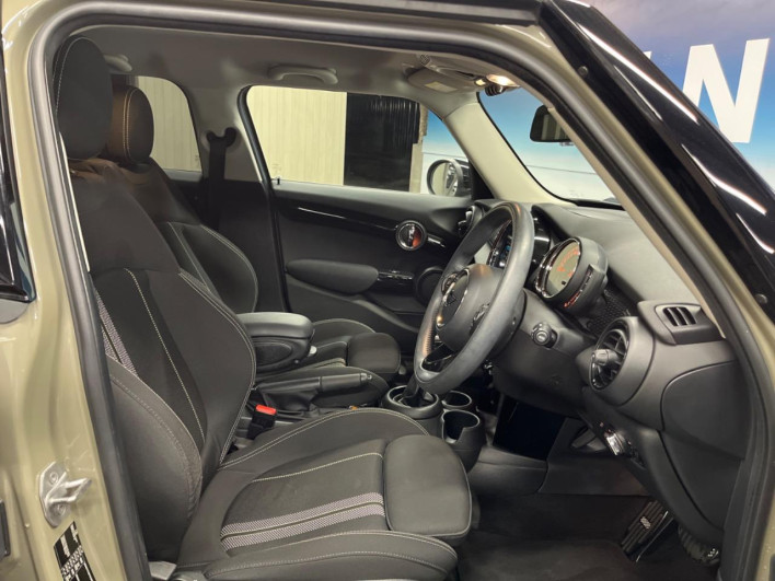 2020 Rover Mini LDA-XT20M (UW-69f56bd44f3a5)[27]