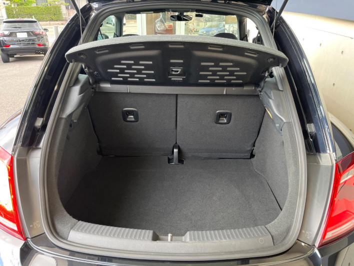 2019 Volkswagen The Beetle DBA-16CBZ (UW-69f56bd4b40b4)[22]