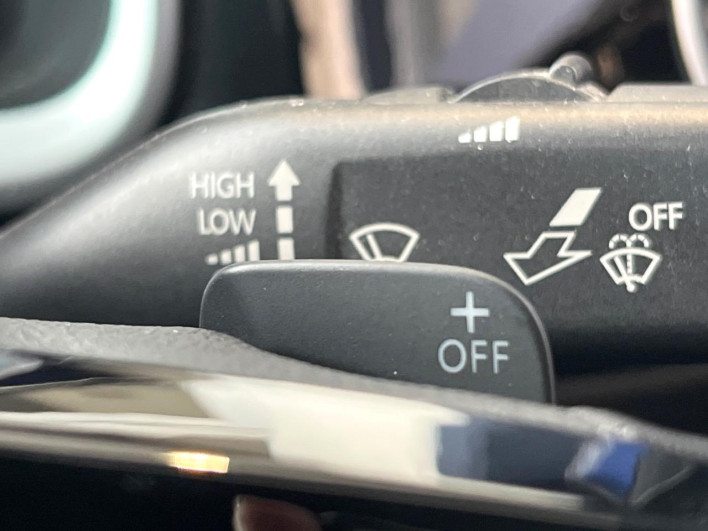 2019 Volkswagen The Beetle DBA-16CBZ (UW-69f56bd4b40b4)[11]