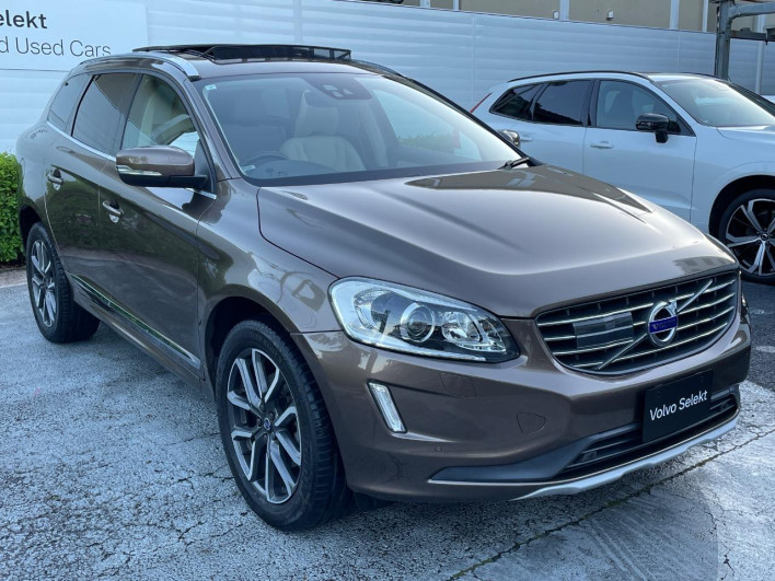 2017 Volvo XC60 DBA-DB420XC (UW-69f56bd728046)[6]