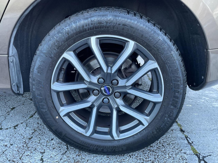 2017 Volvo XC60 DBA-DB420XC (UW-69f56bd728046)[12]