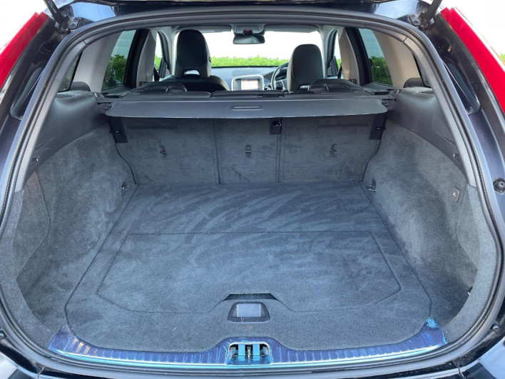 2014 Volvo XC60 CBA-DB4204TXC (UW-69f56bd7411d5)[13]
