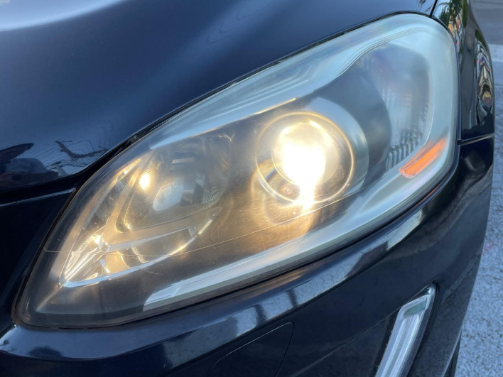 2014 Volvo XC60 CBA-DB4204TXC (UW-69f56bd7411d5)[24]