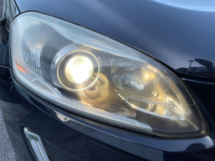 2014 Volvo XC60 CBA-DB4204TXC (UW-69f56bd7411d5)[25]