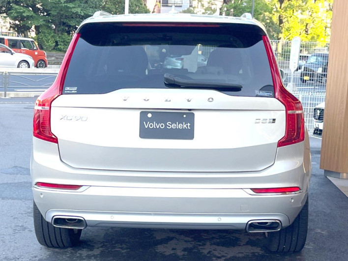 2019 Volvo XC90 3DA-LD4204TXC (UW-69f56bd779bd9)[12]