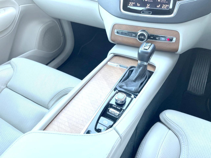 2019 Volvo XC90 3DA-LD4204TXC (UW-69f56bd779bd9)[11]