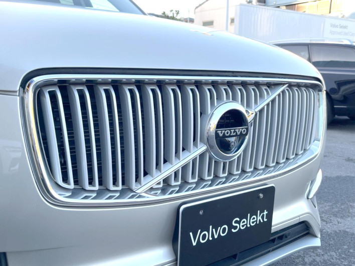 2019 Volvo XC90 3DA-LD4204TXC (UW-69f56bd779bd9)[13]