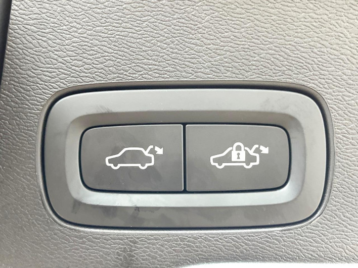 2020 Volvo XC60 5AA-UB420TXCM (UW-69f56bd97caf8)[13]