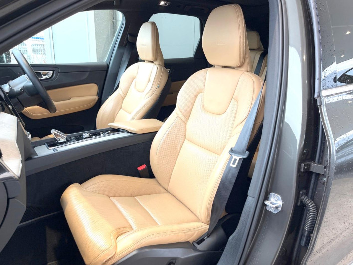 2020 Volvo XC60 5AA-UB420TXCM (UW-69f56bd97caf8)[20]