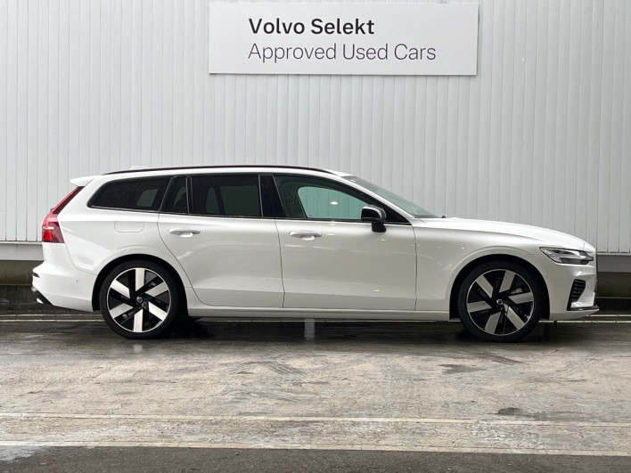 2024 Volvo V60 5LA-ZB420P2 (UW-69f56bd9c86d4)[6]