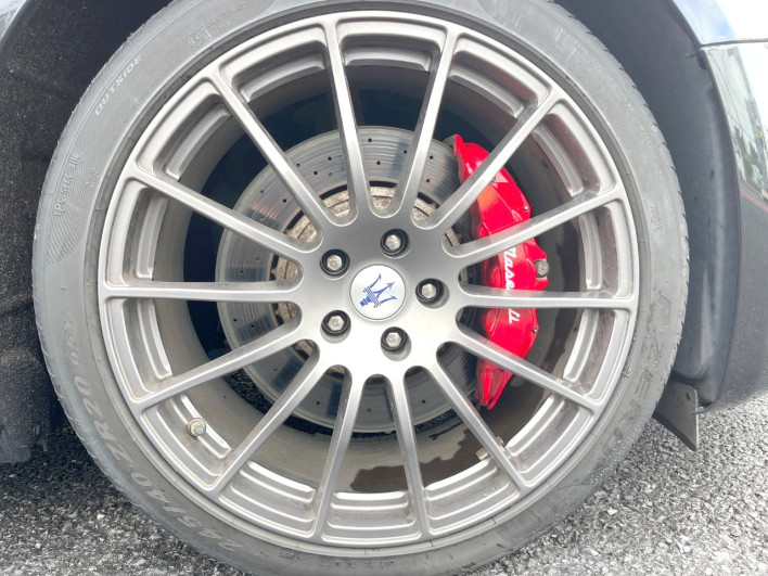2018 Maserati Ghibli ABA-MG30C (UW-69f56bdb994ef)[17]