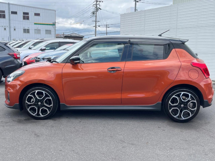 2022 Suzuki Swift Sport 4BA-ZC33S (UW-69f56bdbd6db0)[22]
