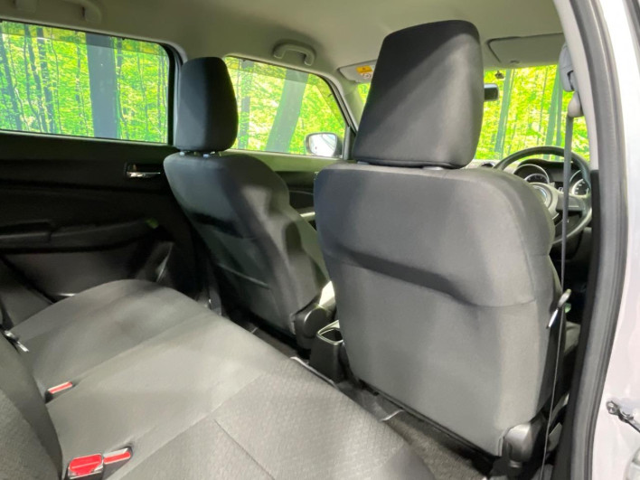 2018 Suzuki Swift DBA-ZC83S (UW-69f56bdef177f)[28]