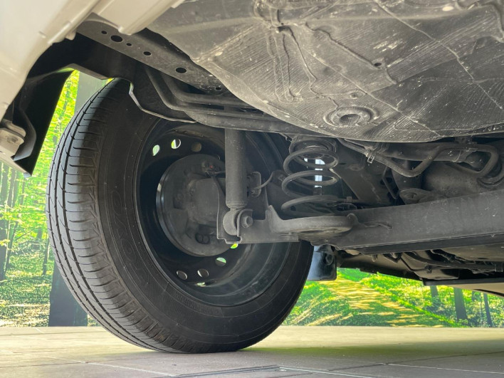 2018 Suzuki Swift DBA-ZC83S (UW-69f56bdef177f)[19]