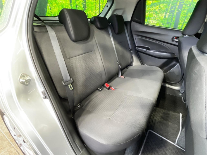 2018 Suzuki Swift DBA-ZC83S (UW-69f56bdef177f)[29]
