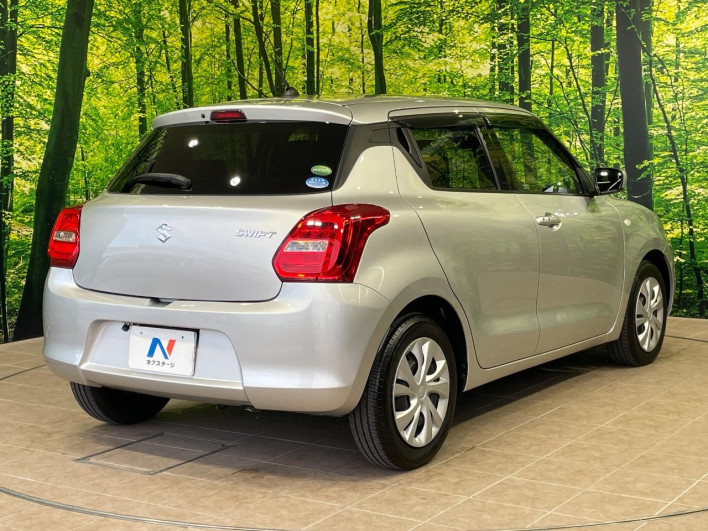 2018 Suzuki Swift DBA-ZC83S (UW-69f56bdef177f)[13]