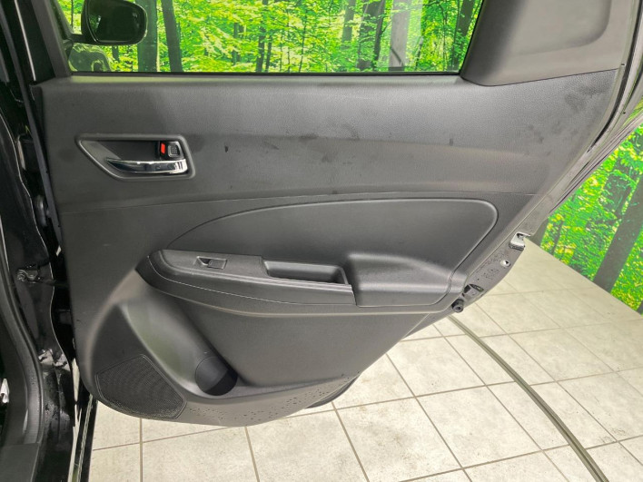 2017 Suzuki Swift DAA-ZD53S (UW-69f56bdf5c0f4)[21]