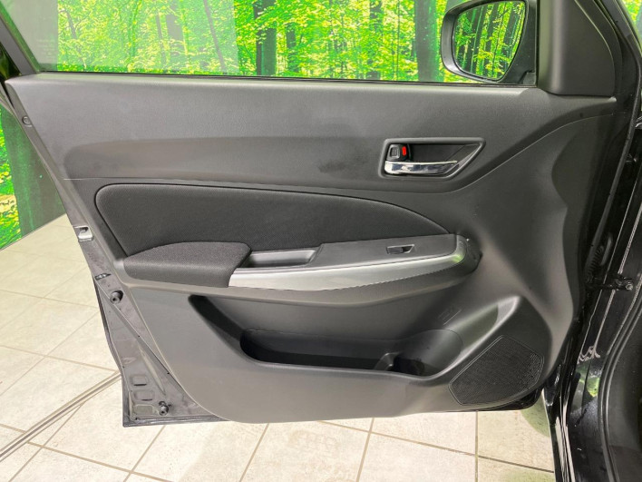 2017 Suzuki Swift DAA-ZD53S (UW-69f56bdf5c0f4)[26]