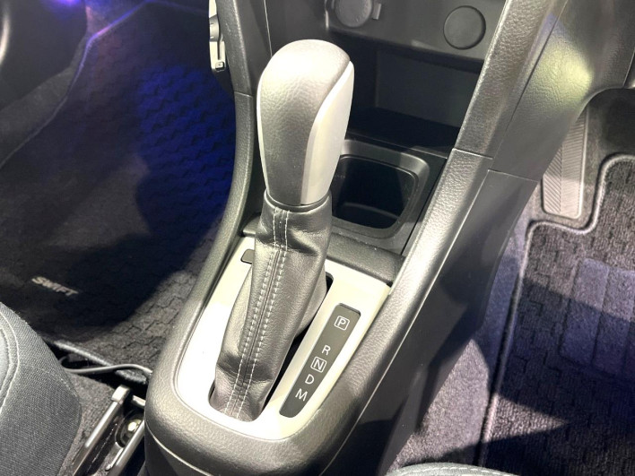 2013 Suzuki Swift DBA-ZD72S (UW-69f56be08b017)[22]