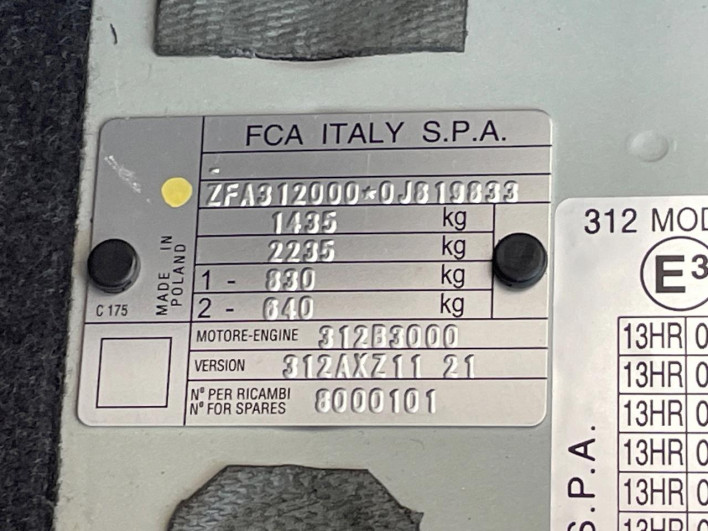 2018 Abartha Abarth 595 ABA-31214T (UW-69f56be176066)[1]