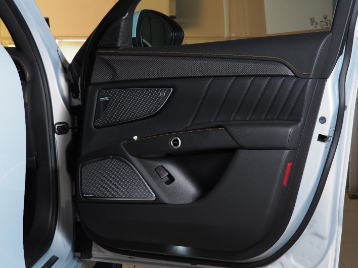 2023 Maserati Grecale 7BA-MGR30 (UW-69f56be37f9f0)[18]