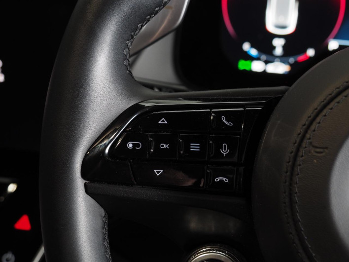 2023 Maserati Grecale 7BA-MGR30 (UW-69f56be37f9f0)[23]