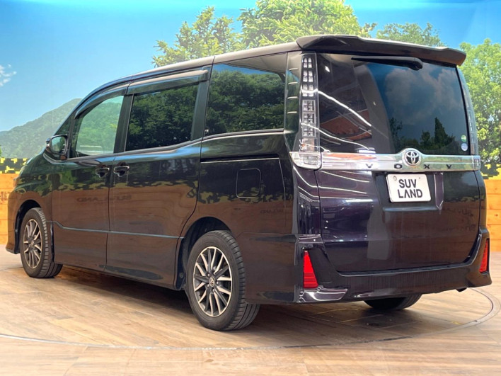 2014 Toyota Voxy DBA-ZRR80W (UW-69f56be5ceb35)[6]