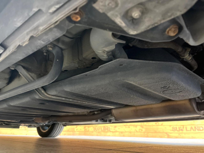 2014 Toyota Voxy DBA-ZRR80W (UW-69f56be5ceb35)[11]