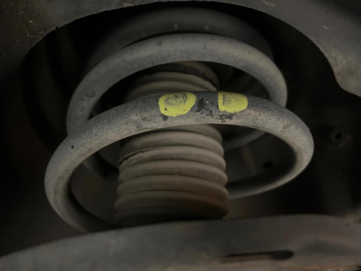 2014 Toyota Voxy DBA-ZRR80W (UW-69f56be5ceb35)[25]