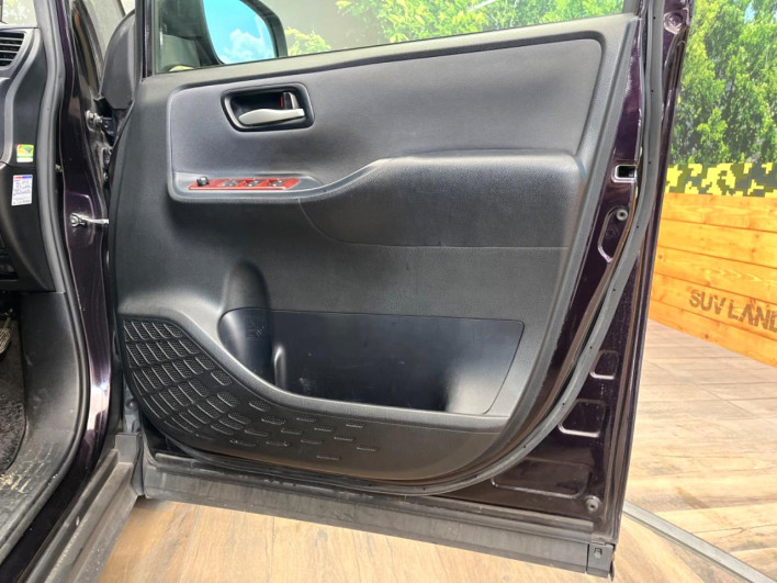 2014 Toyota Voxy DBA-ZRR80W (UW-69f56be5ceb35)[16]